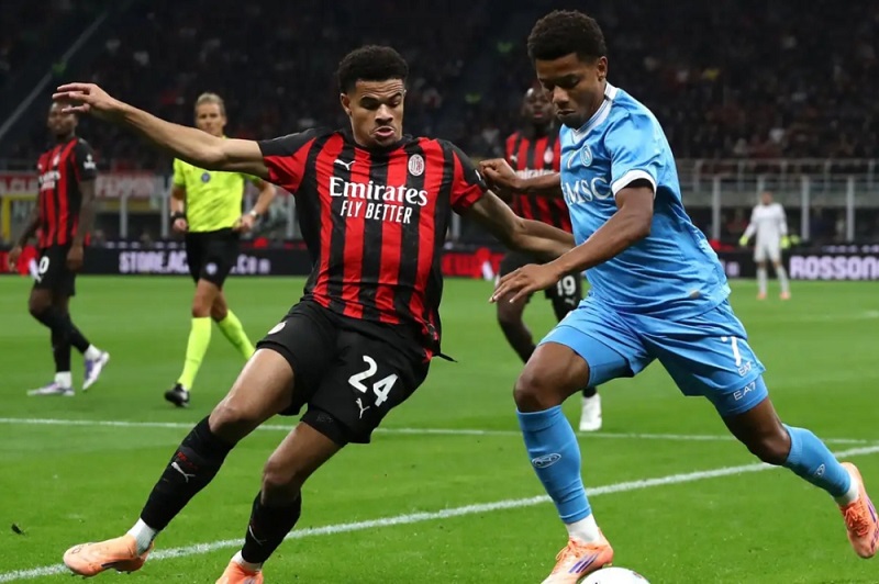 نابولي يواجه ميلان في نصف نهائي السوبر الإيطالي بالسعودية