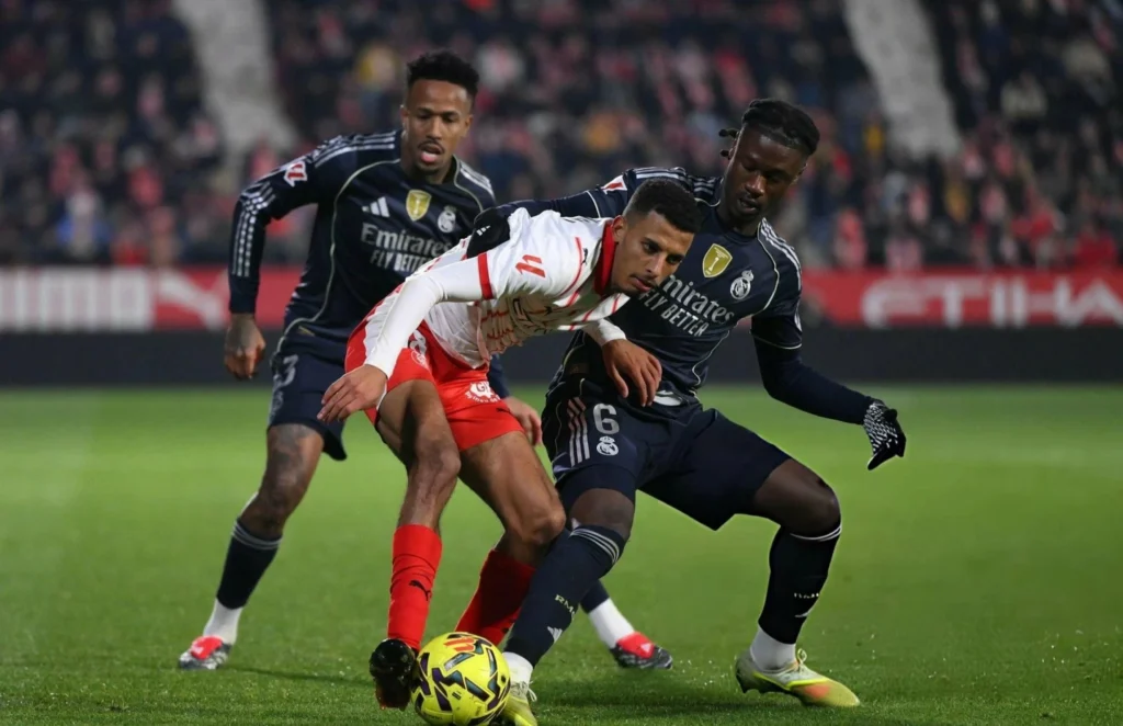 اتفاق بين جيرونا والجامعة الملكية حول عز الدين أوناحي