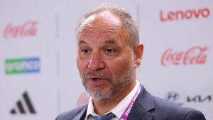 رسالة مشفرة من مدرب هايتي بعد السقوط في مجموعة الموت