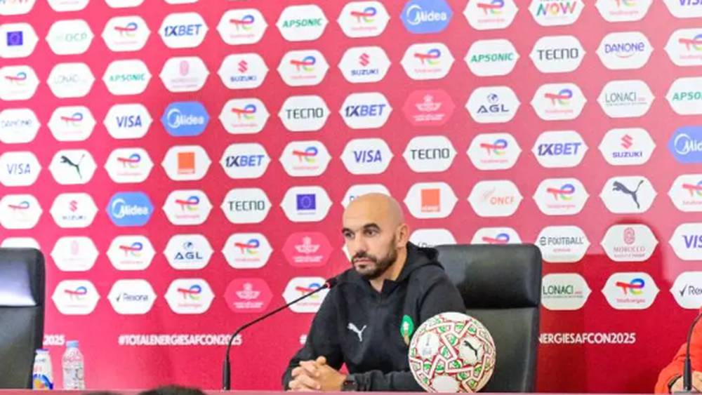 الركراكي: النجاحات المغربية لا تزيد الضغط قبل "أفريقيا 2025"