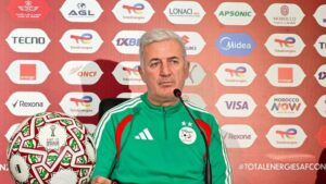 بيتكوفيتش يُبقي تشكيلة الجزائر سرًا قبل مواجهة السودان