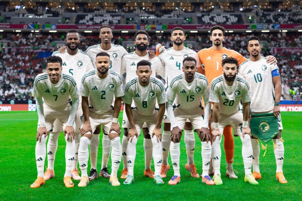 ضربة موجعة ثانية تُربك المنتخب السعودي بعد الهزيمة أمام المغرب