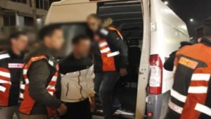 أسلحة بيضاء وشغب رياضي يهز أحد أحياء الدار البيضاء وتوقيفات بالجملة