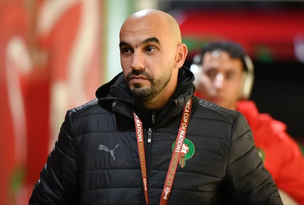 الركراكي يدعو جماهير المغرب لدعم "الأسود" باستمرار