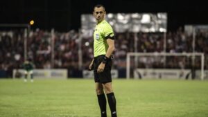 كأس العرب 2025 ..الكشف عن طاقم تحكيم مباراة المغرب وعمان