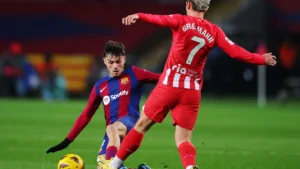 برشلونة يضرب بقوة ويبتعد عن ريال مدريد في صراع الصدارة