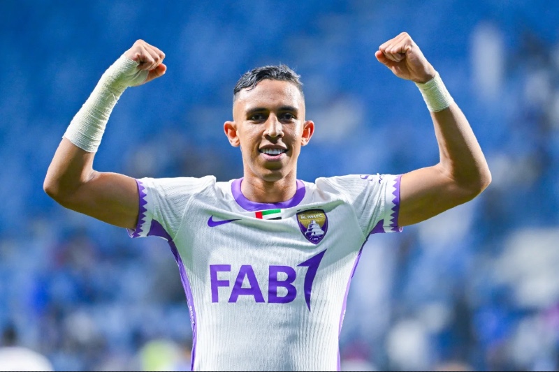 سفيان رحيمي يقود العين للفوز أمام النصر في نصف نهائي كأس الرابطة