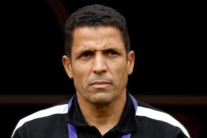 حسين عموتة يشيد بأداء المنتخب المغربي بعد التأهل لربع نهائي كأس العرب