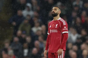 لوفرين يسخر من فيفا بسبب استبعاد محمد صلاح