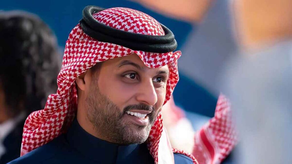 القحطاني يطالب برحيل الاتحاد ورينارد بعد إقصاء المنتخب