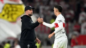 هونيس يودع الخنوس برسالة مشجعة قبيل مشاركته مع المغرب