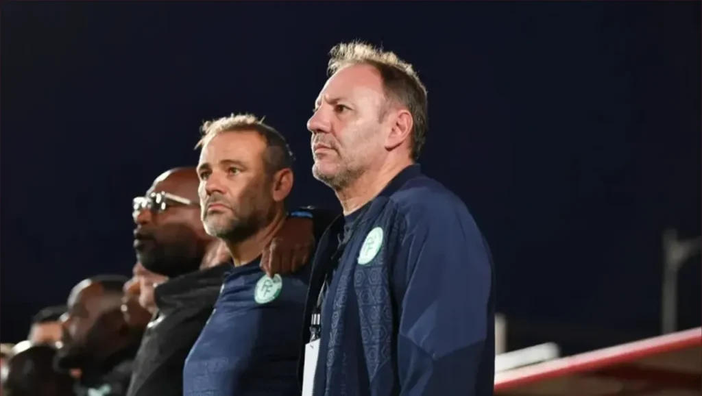 قبل موقعة الافتتاح بالرباط.. جزر القمر تعاني بسبب قرار مفاجئ من الفيفا