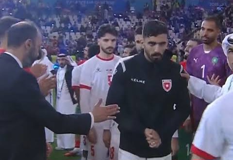 لاعبو الأردن يتجاهلون مصافحة مدرب المغرب بنهائي كأس العرب 2025