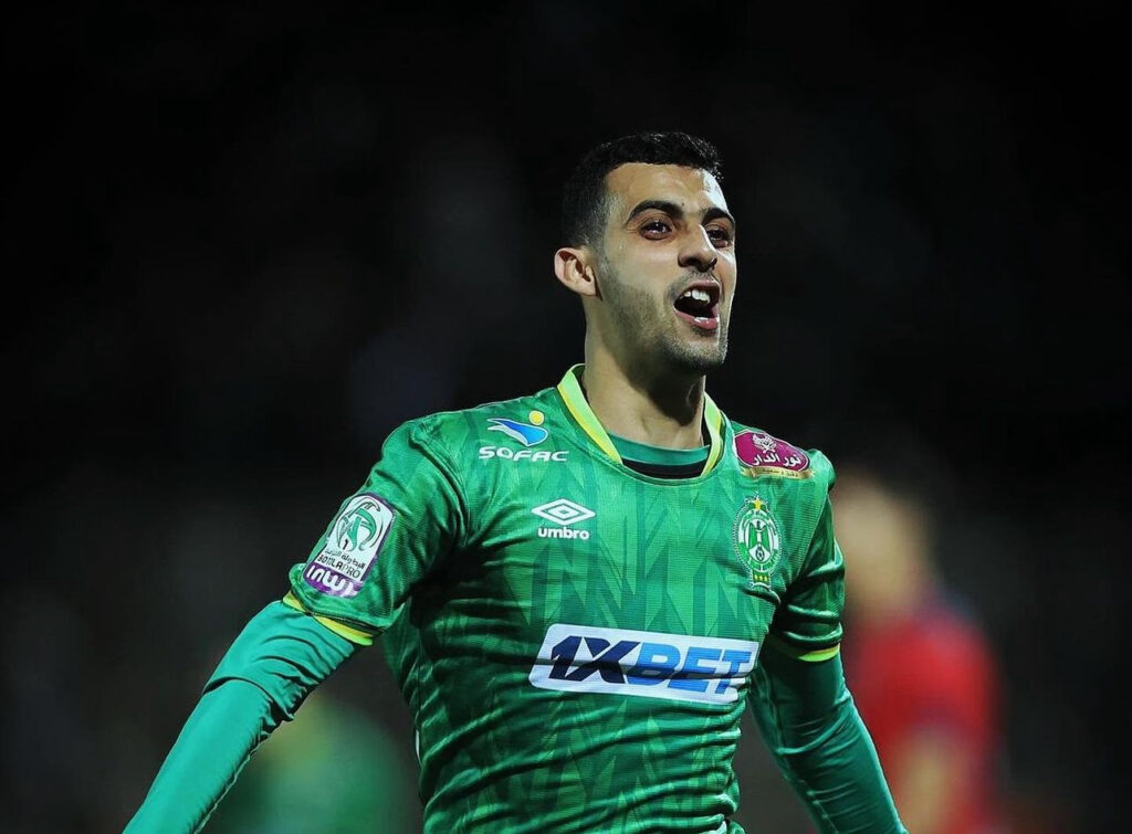 الرجاء يواجه صعوبات في إقناع نجمه بتمديد عقده