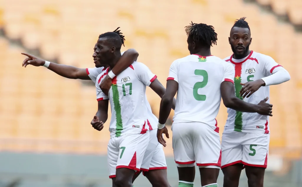 بوركينا فاسو تتحدى الجزائر: "الخيول" تهدف للفوز في المغرب