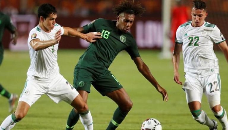 الجزائر تواجه نيجيريا بربع نهائي أفريقيا.. تاريخ المواجهات.