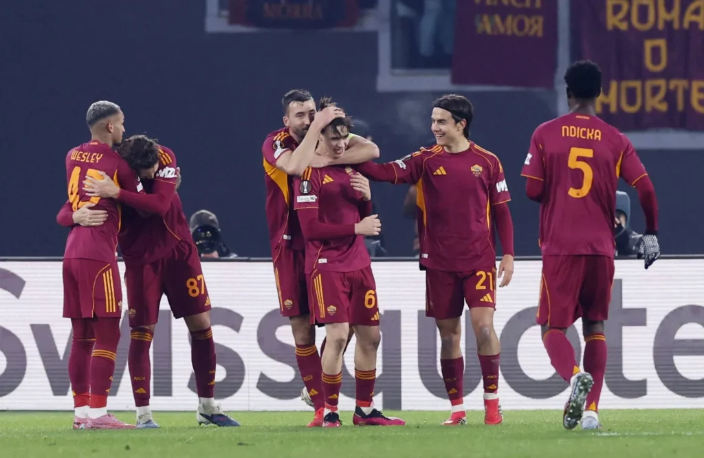 روما يفوز على شتوتغارت ويقترب من التأهل الأوروبي