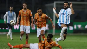 نهضة بركان وبيراميدز يتواجهان أفريقيًا.. التوقيت والقنوات