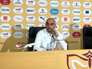 الركراكي: عامل الجمهور يرجح كفة المغرب في النهائي