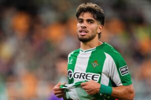 الزلزولي يقترب من تحطيم رقمه القياسي مع ريال بيتيس