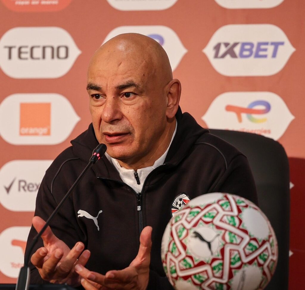 حسام حسن يختار شوبير حارسًا أول لمنتخب مصر