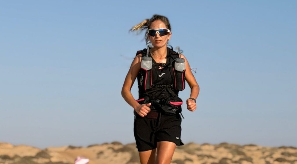 مغاربة يكتسحون ماراثون الرمال الدولي في عُمان