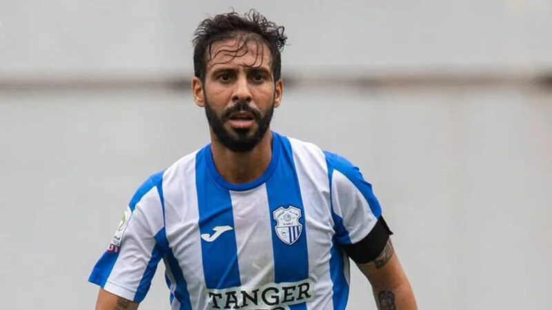 متولي ينتقل رسميًا إلى نهضة الزمامرة بعد رحيله عن طنجة