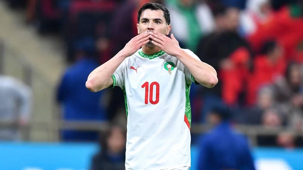 "موندو ديبورتيفو" تقارن أداء دياز بالمغرب وريال مدريد.