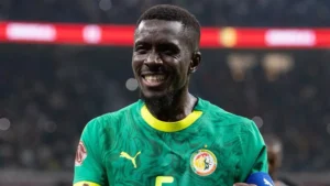 غاي يكشف تفاصيل تصدي ميندي بركلات النهائي الأفريقي