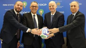 إنفانتينو يعلن عن مشروع ملاعب جديدة في المغرب