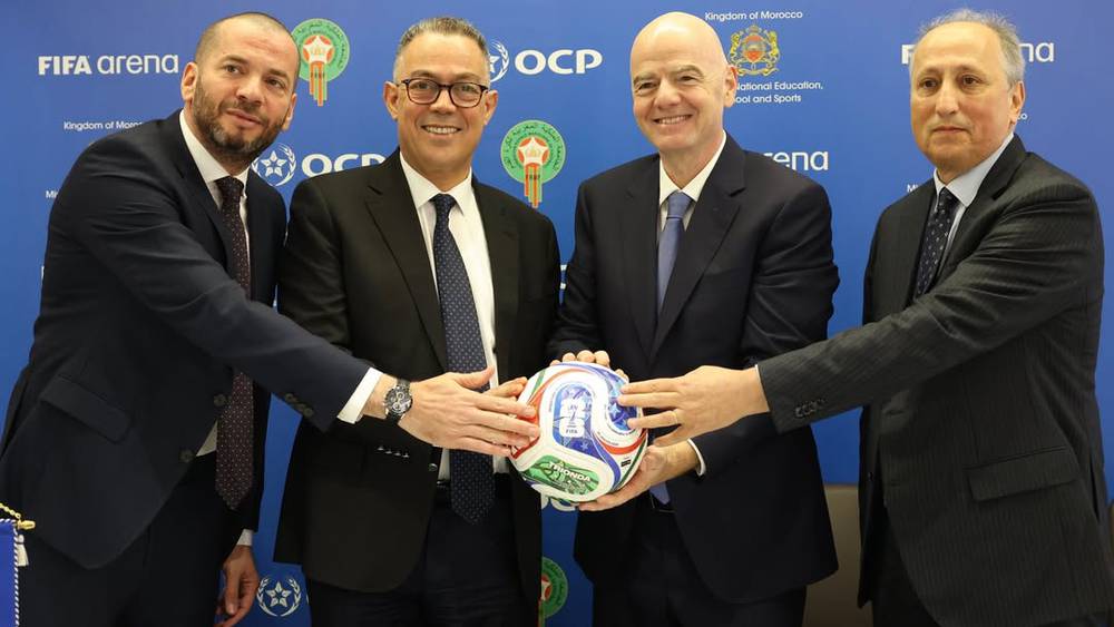 إنفانتينو يعلن عن مشروع ملاعب جديدة في المغرب