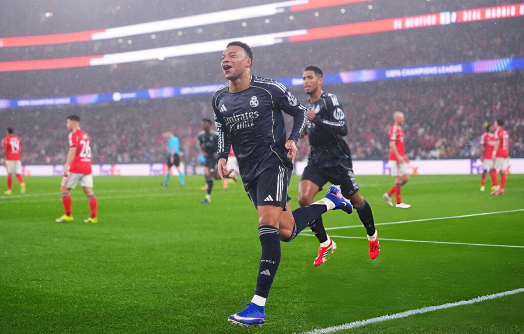 بنفيكا يهزم ريال مدريد ويؤجل تأهل الأخير لدور الـ16