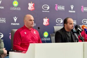 الأهلي الليبي يعلن تعاقده مع المدرب المغربي رضا حكم