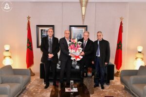 شبيبة القبائل تصل المغرب.. استقبال حار قبل مواجهة الجيش الملكي