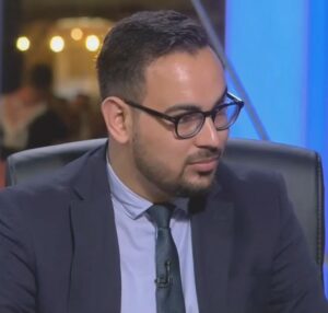 ناقد تونسي يهاجم الإعلام الجزائري بسبب تعليقات مباراة نيجيريا