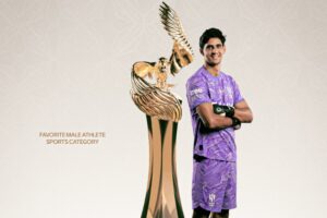 بونو يتسلم جائزة Joy Awards في السعودية قبل نهائي إفريقيا