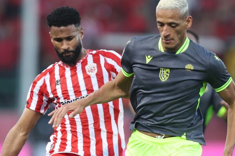 النادي المكناسي يتعادل مع اتحاد تواركة بهدف لكل منهما