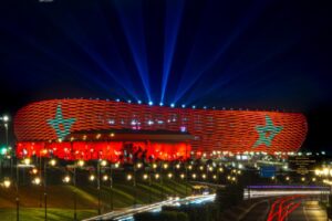 وزير العدل يعلن حصيلة المكاتب القضائية في "كان 2025"