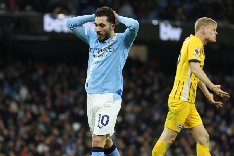 مانشستر سيتي يتعادل مع برايتون ويواصل التعثر بالدوري