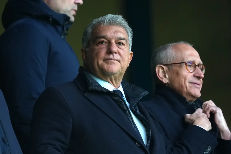 لابورتا ينتقد سلوك مبابي بعد نهائي السوبر الإسباني