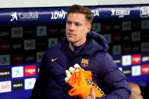 فليك يعلن خوان غارسيا حارسًا أساسيًا لبرشلونة