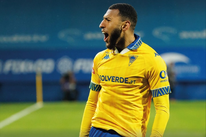 بكراوي المغربي يسجل "هاتريك" ويشعل الدوري البرتغالي