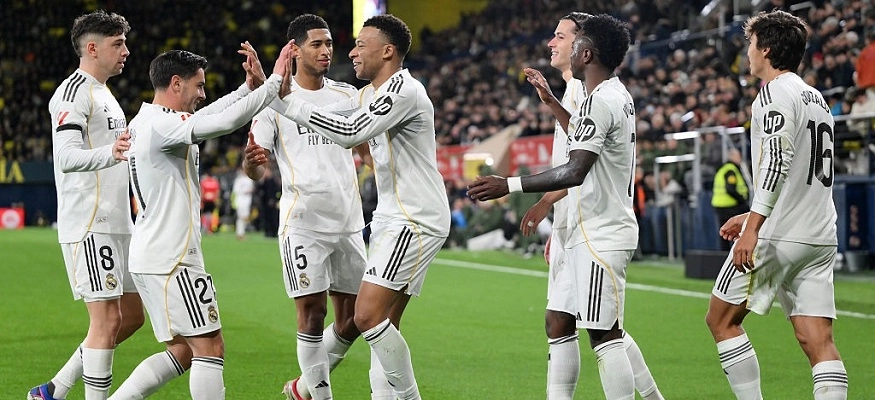 مبابي يوضح دعمه لدياز بركلة جزاء "بانينكا" بعد "الكان"