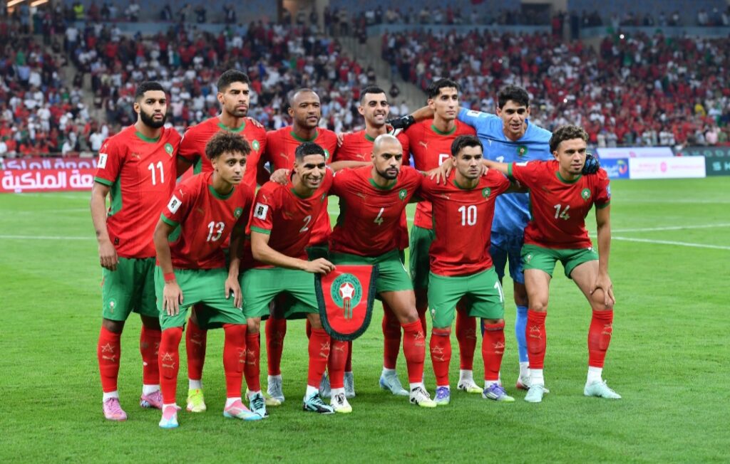 بطاقات صفراء تهدد 3 مغاربة بالغياب عن نهائي أمم إفريقيا