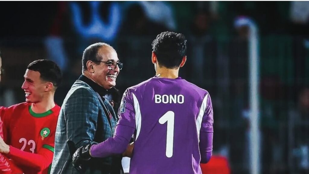 بادو الزاكي: بونو يتدرب بـ"جنون" منذ البدايات