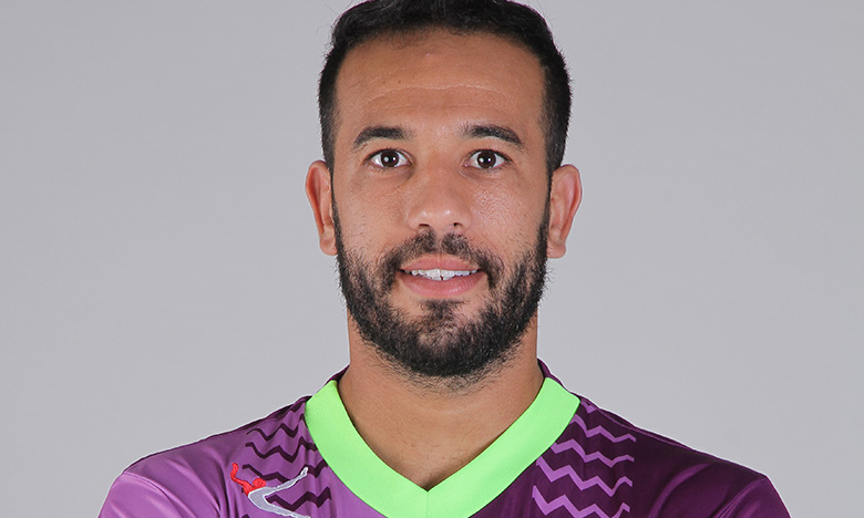 نهضة بركان يتفاوض مع الزنيتي لتعزيز حراسة المرمى