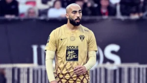 أنجيه الفرنسي يقرر إبعاد عبدلي إلى الفريق الرديف