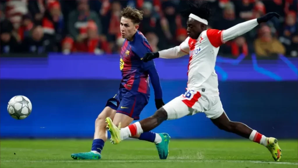 برشلونة يفوز على سلافيا براغ 4-2 بدوري الأبطال