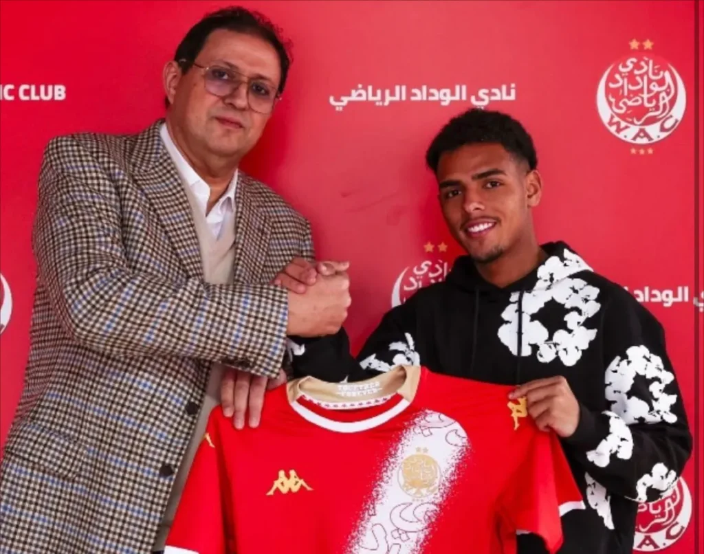 الوداد الرياضي يعلن ضم اللاعب البوليفي موزيس بانياغوا