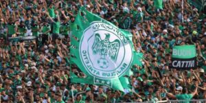 مدرب شبيبة القبائل يصف جمهور الرجاء "الأفضل عالميًا"